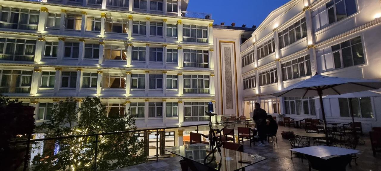Durbar Hotel & Residence Katmandu Dış mekan fotoğraf