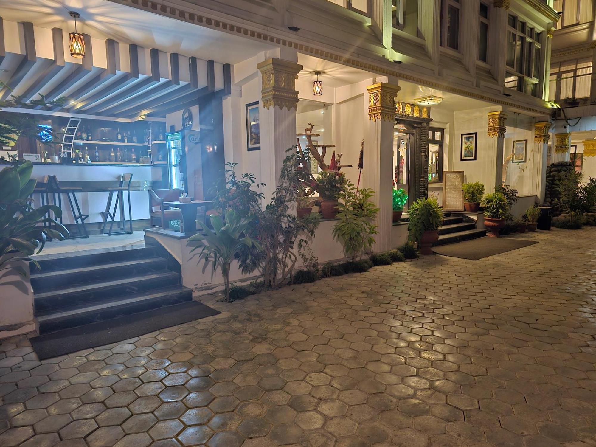 Durbar Hotel & Residence Katmandu Dış mekan fotoğraf